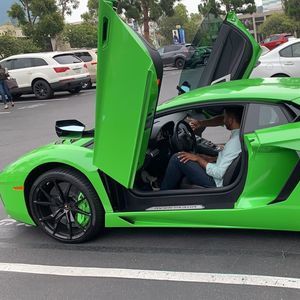 Meet your Posher, Yash